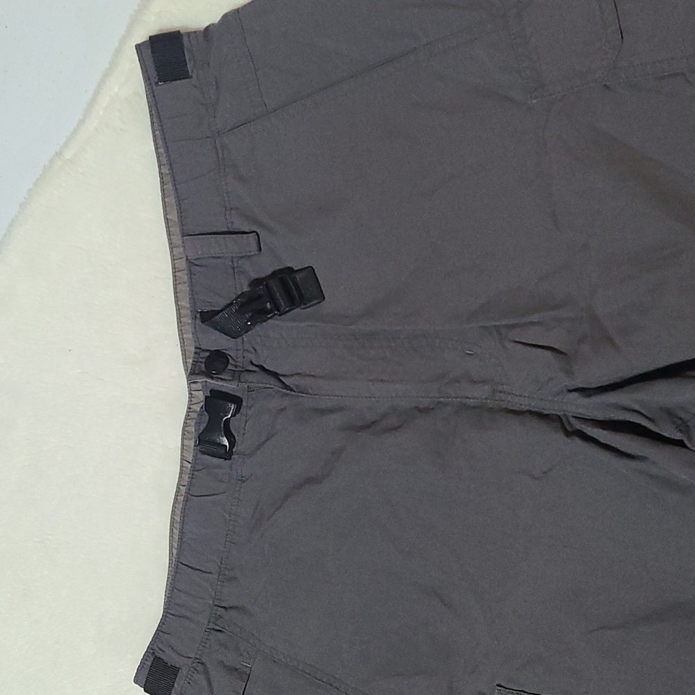 REI Mens Shorts - Picture 5 of 8